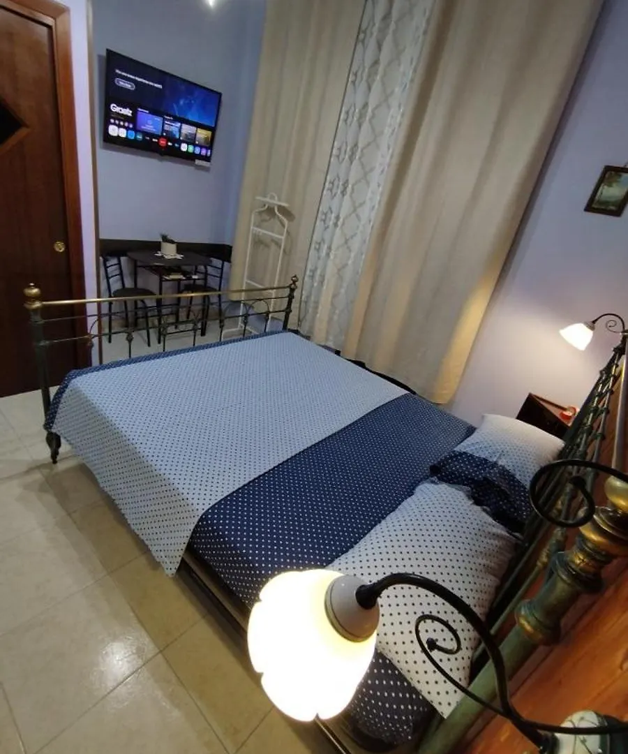 ゲストハウス Casa Elena B&B ナポリ